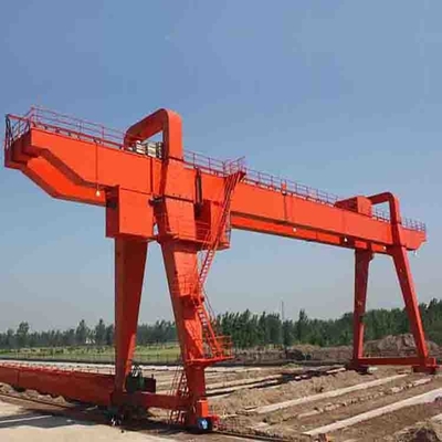pórtico dobro de 45 toneladas Crane With Cantilever Rail Mounted do gancho da viga consecutivamente